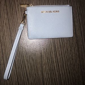 Micheal Kors Wristlet Travel Jet Set